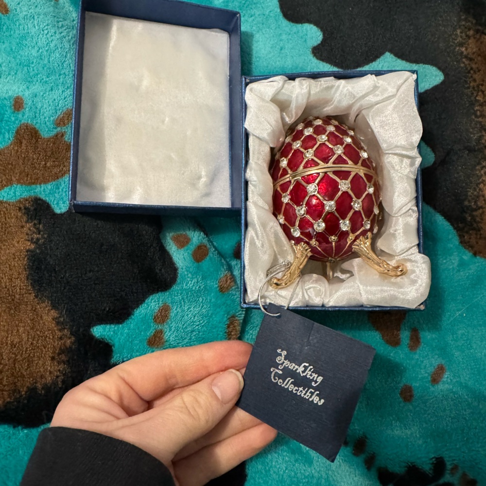 Sparkling Collectables Red Decorative Egg